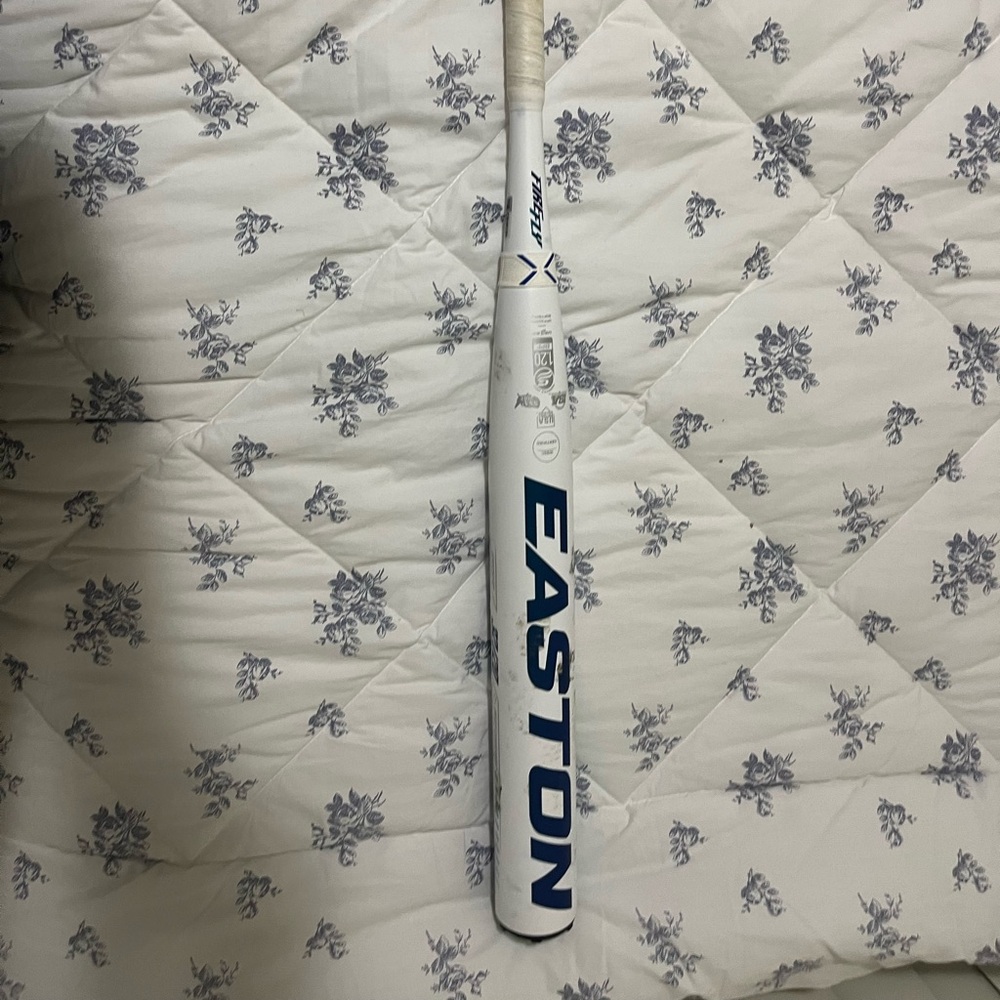 Easton 2025 FireFly fastpitch softball bat